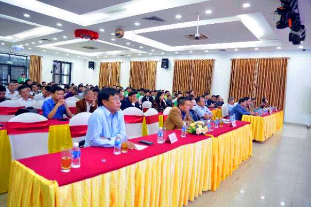 Hà Tĩnh - Tập huấn nghiệp vụ và các quy định pháp luật cho người lái xe và nhân viên phục vụ trên xe.